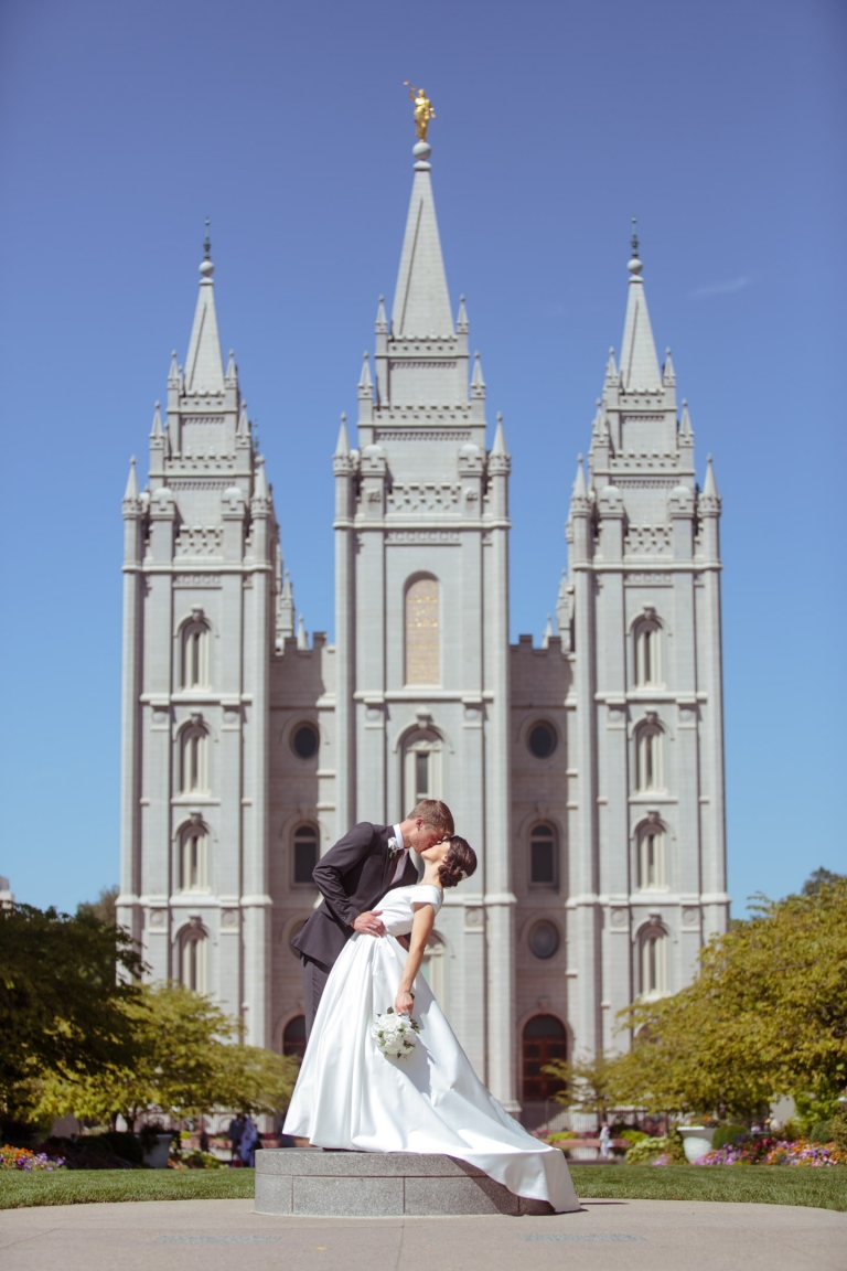 EK-Studios-Utah-Wedding-Photographers-SLC-Temple-wedding-photography-utah020-Blog(pp_w768_h1152)