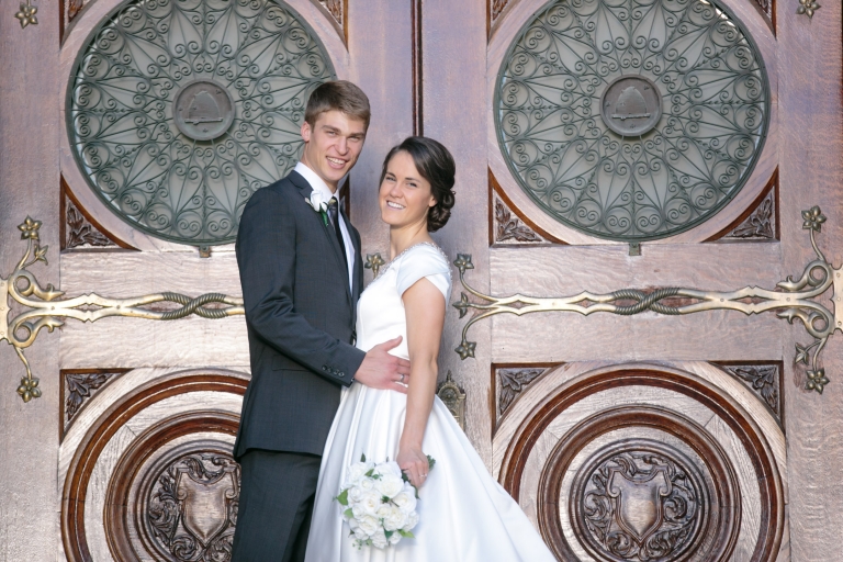 EK-Studios-Utah-Wedding-Photographers-SLC-Temple-wedding-photography-utah023-Blog(pp_w768_h512)