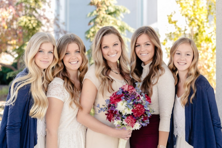 EK-Studios-Utah-Wedding-Photographers-Timpanogos-Temple-Wedding-in-reception-in-parade-of-homes008-Blog(pp_w768_h511)