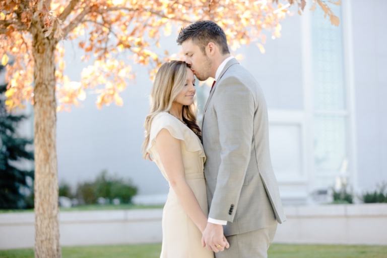 EK-Studios-Utah-Wedding-Photographers-Timpanogos-Temple-Wedding-in-reception-in-parade-of-homes022-Blog(pp_w768_h511)