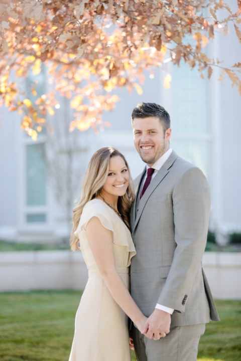 EK-Studios-Utah-Wedding-Photographers-Timpanogos-Temple-Wedding-in-reception-in-parade-of-homes023-Blog(pp_w480_h720)