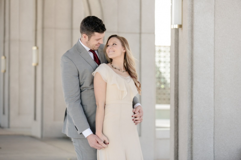 EK-Studios-Utah-Wedding-Photographers-Timpanogos-Temple-Wedding-in-reception-in-parade-of-homes026-Blog(pp_w768_h511)