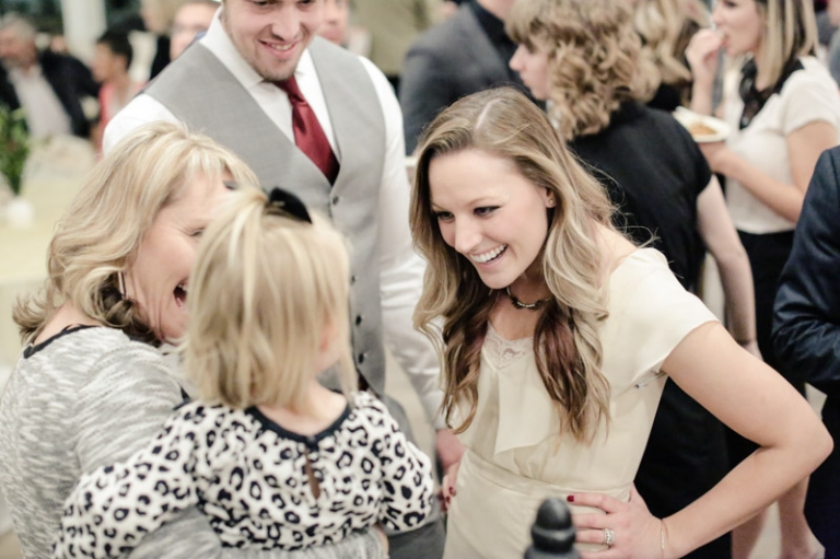 EK-Studios-Utah-Wedding-Photographers-Timpanogos-Temple-Wedding-in-reception-in-parade-of-homes039-Blog(pp_w768_h511)