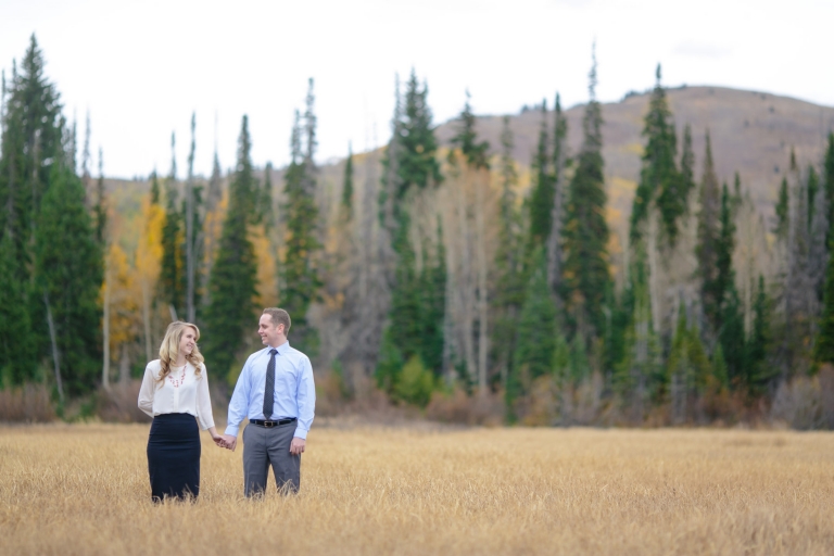 EK-Studios-Utah-Wedding-Photographers-Silver-Lake-Engagements-Utah005-Blog(pp_w768_h512)