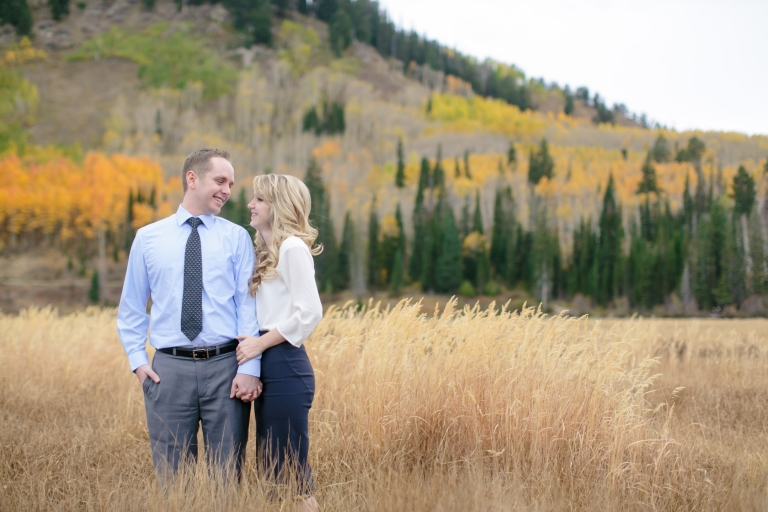 EK-Studios-Utah-Wedding-Photographers-Silver-Lake-Engagements-Utah013-Blog(pp_w768_h512)