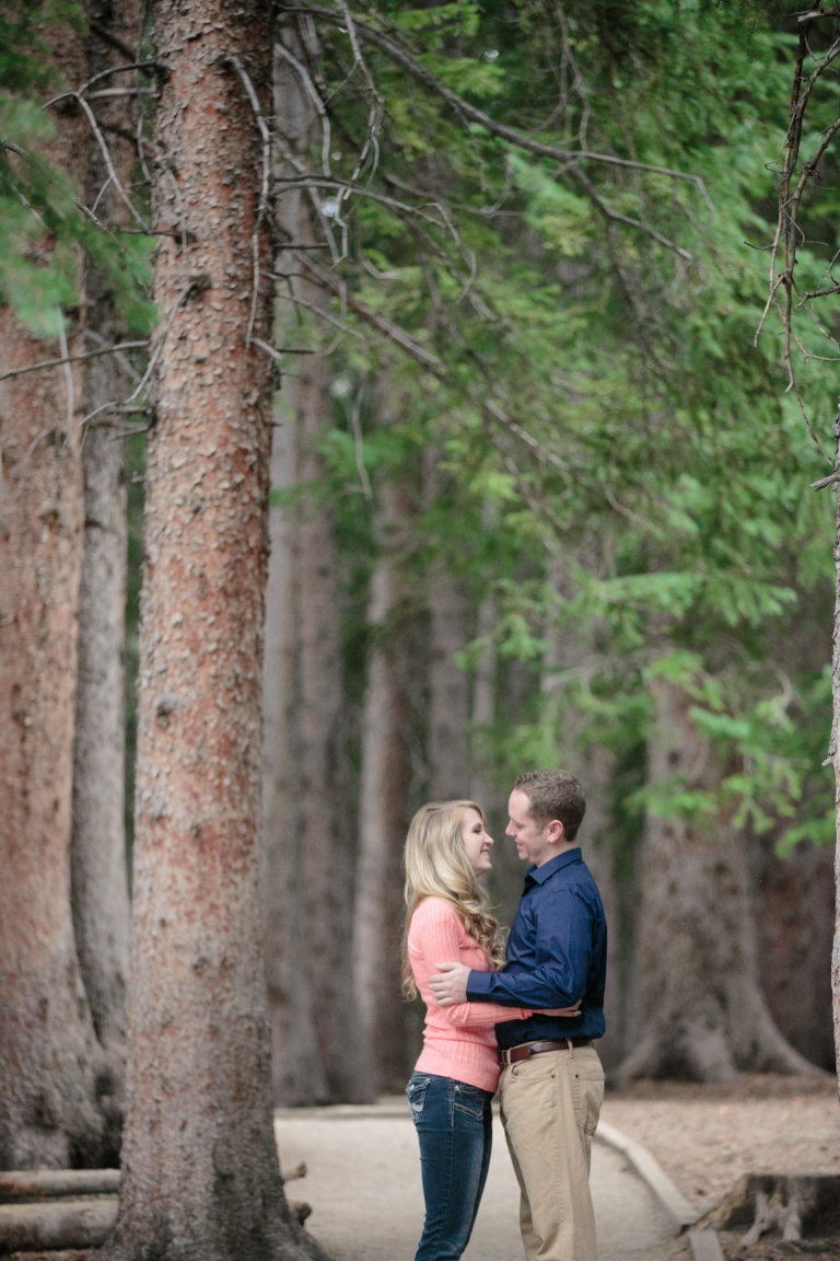 EK-Studios-Utah-Wedding-Photographers-Silver-Lake-Engagements-Utah014-Blog(pp_w768_h1152)