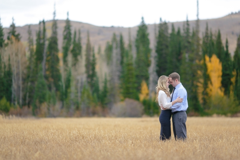 EK-Studios-Utah-Wedding-Photographers-Silver-Lake-Engagements-Utah019-Blog(pp_w768_h512)