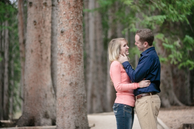EK-Studios-Utah-Wedding-Photographers-Silver-Lake-Engagements-Utah023-Blog(pp_w768_h512)