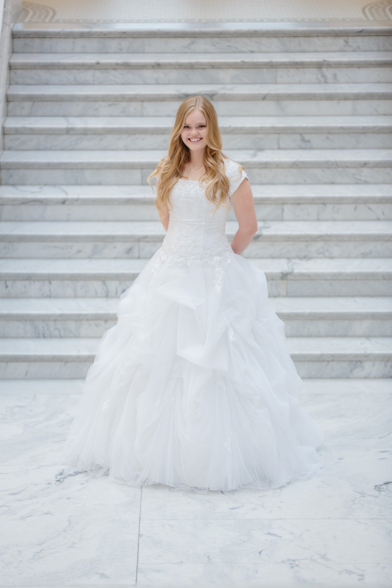Bridals-2015-04-18-Amanda-James-Utah-Wedding-Photographers-EK-Studios-Photo-Video-021(pp_w768_h1152)