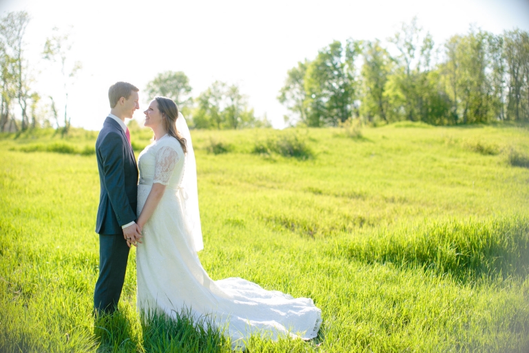 EK-Studios-Utah-Wedding-Photographers-Bridals-in-the-mountians-Utah016-Blog(pp_w768_h512)