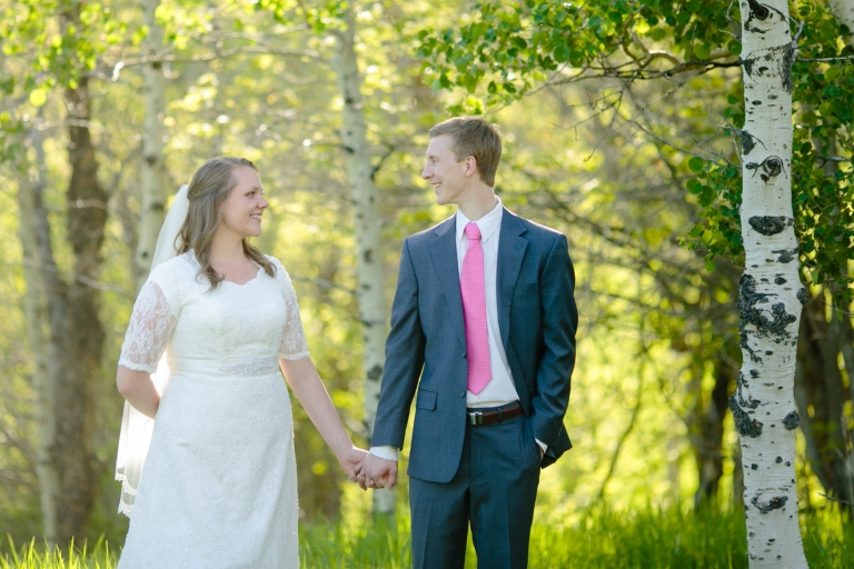 EK-Studios-Utah-Wedding-Photographers-Bridals-in-the-mountians-Utah018-Blog(pp_w768_h512)