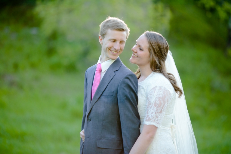 EK-Studios-Utah-Wedding-Photographers-Bridals-in-the-mountians-Utah020-Blog(pp_w768_h512)