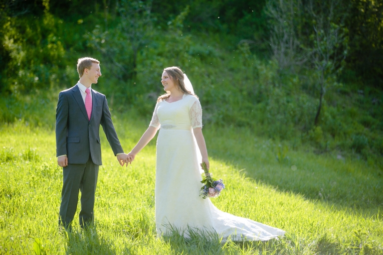 EK-Studios-Utah-Wedding-Photographers-Bridals-in-the-mountians-Utah024-Blog(pp_w768_h512)