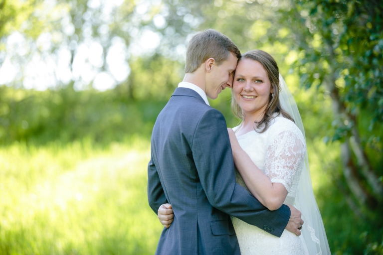 EK-Studios-Utah-Wedding-Photographers-Bridals-in-the-mountians-Utah026-Blog(pp_w768_h512)