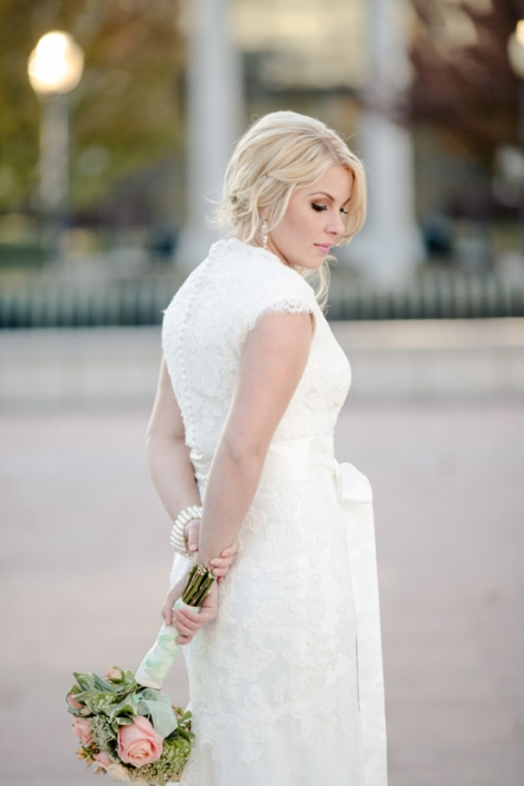 EK-Studios-Utah-Wedding-Photographers-Classy-Bridals-SLC023-Blog(pp_w480_h720)