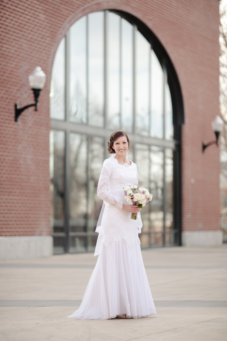 EK-Studios-Utah-Wedding-Photographers-Bridals-SLC003-Blog(pp_w768_h1152)