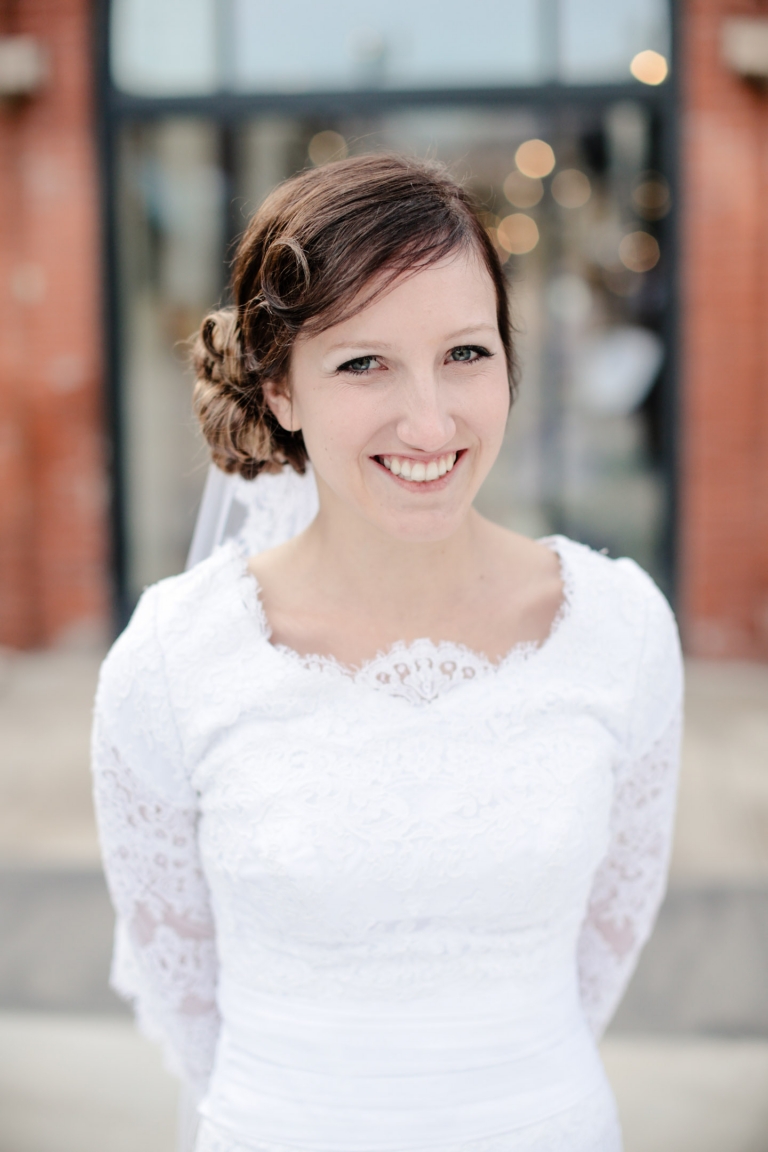 EK-Studios-Utah-Wedding-Photographers-Bridals-SLC030-Blog(pp_w768_h1152)