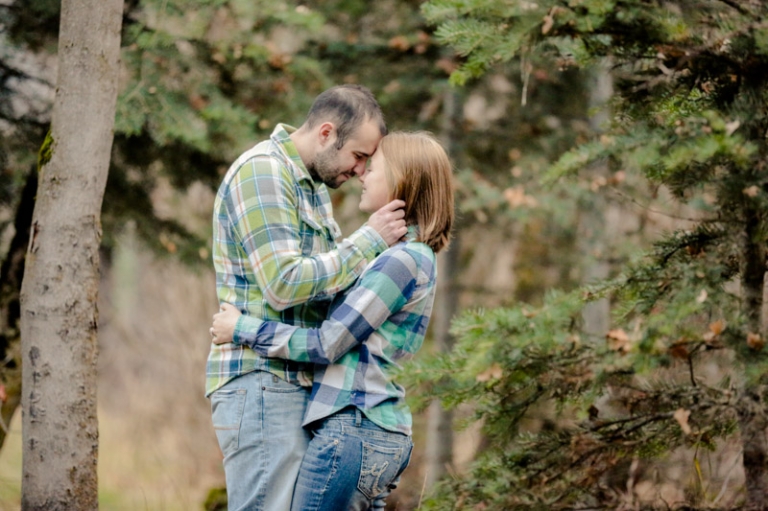 EK-Studios-Utah-Wedding-Photographers-Photos-in-the-pines012-Blog(pp_w768_h511)