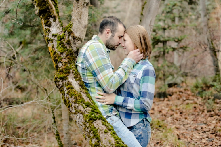 EK-Studios-Utah-Wedding-Photographers-Photos-in-the-pines016-Blog(pp_w768_h511)