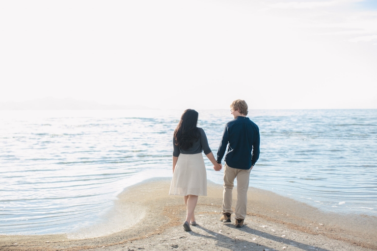 EK-Studios-Utah-Wedding-Photographers-Engagements-great-salt-lake-beach020-Blog(pp_w768_h512)