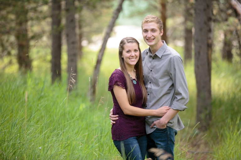 EK-Studios-Utah-Wedding-Photographers-mountain-lake-Engagements018-Blog(pp_w768_h512)