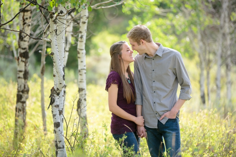 EK-Studios-Utah-Wedding-Photographers-mountain-lake-Engagements020-Blog(pp_w768_h512)