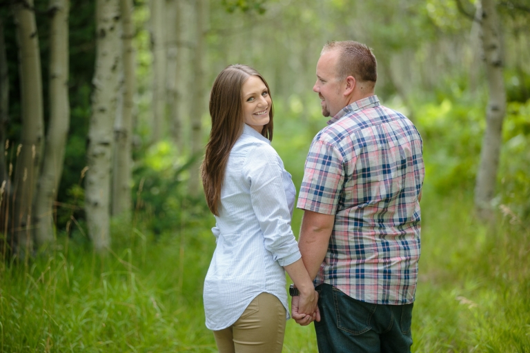 EK-Studios-Utah-Wedding-Photographers-Engagements-in-the-mountains-aspens-pines012-Blog(pp_w768_h512)