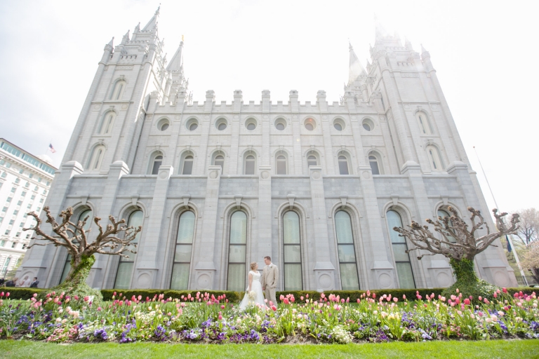 EK-Studios-Utah-Wedding-Photographers-SLC-Temple-wedding-Joseph-Smith-Memorial-Building-reception023-Blog(pp_w768_h512)