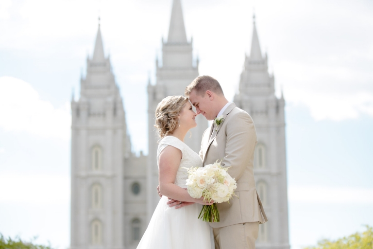EK-Studios-Utah-Wedding-Photographers-SLC-Temple-wedding-Joseph-Smith-Memorial-Building-reception024-Blog(pp_w768_h512)