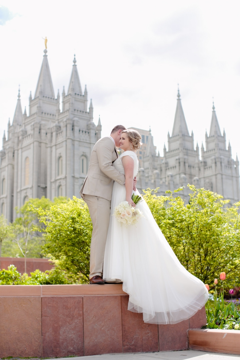 EK-Studios-Utah-Wedding-Photographers-SLC-Temple-wedding-Joseph-Smith-Memorial-Building-reception032-Blog(pp_w768_h1152)