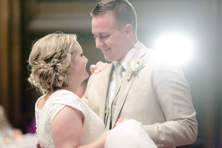 EK-Studios-Utah-Wedding-Photographers-SLC-Temple-wedding-Joseph-Smith-Memorial-Building-reception051-Blog(pp_w768_h512)