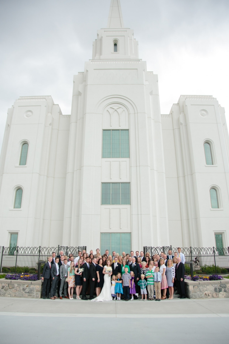 EK-Studios-Utah-Wedding-Photographers-Brigham-City-Temple-wedding013-Blog(pp_w768_h1152)