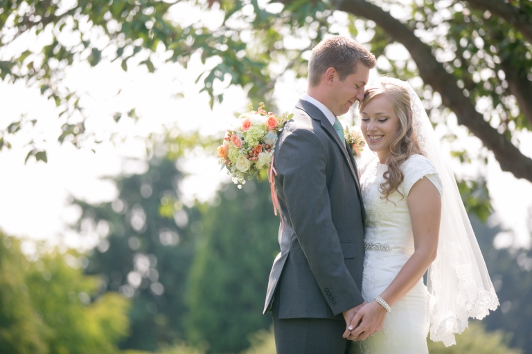 EK-Studios-Utah-Wedding-Photographers-Seattle-WA-Temple-Wedding-Photography012-Blog(pp_w768_h512)