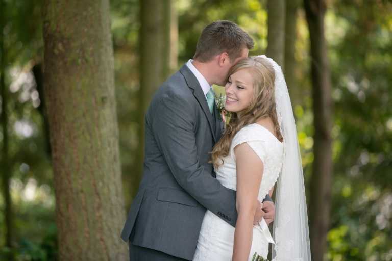 EK-Studios-Utah-Wedding-Photographers-Seattle-WA-Temple-Wedding-Photography023-Blog(pp_w768_h512)