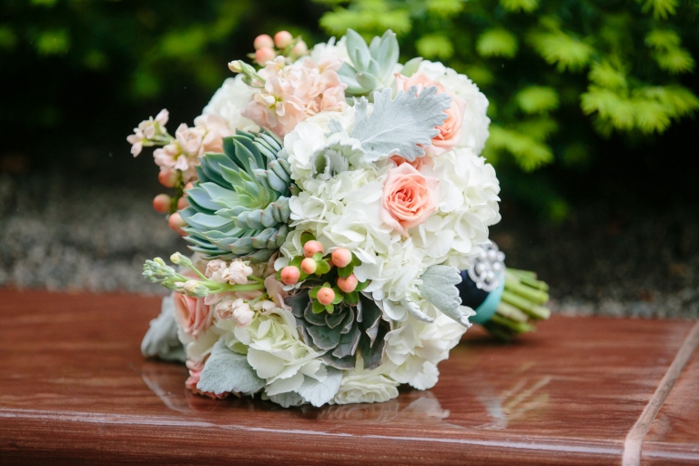 EK-Studios-Utah-Wedding-Photographers-SLC-temple-wedding-rainy-day011-Blog(pp_w768_h512)