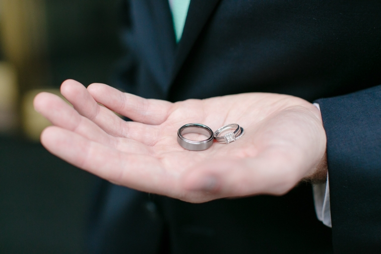 EK-Studios-Utah-Wedding-Photographers-SLC-temple-wedding-rainy-day016-Blog(pp_w768_h512)
