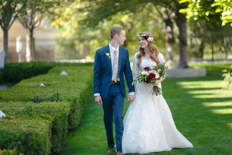 EK-Studios-Utah-Wedding-Photographers-Wedding-photography-utah-SLC-temple019-Blog(pp_w768_h512)