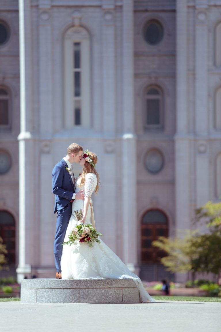 EK-Studios-Utah-Wedding-Photographers-Wedding-photography-utah-SLC-temple023-Blog(pp_w768_h1152)