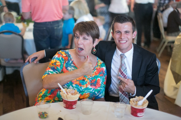 EK-Studios-Utah-Wedding-Photographers-Wedding-photography-utah-SLC-temple035-Blog(pp_w768_h512)