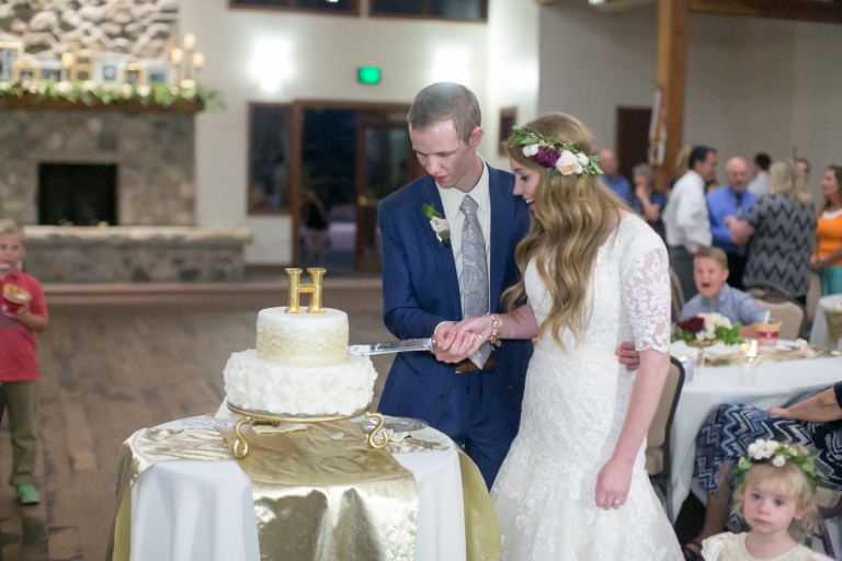 EK-Studios-Utah-Wedding-Photographers-Wedding-photography-utah-SLC-temple038-Blog(pp_w768_h512)