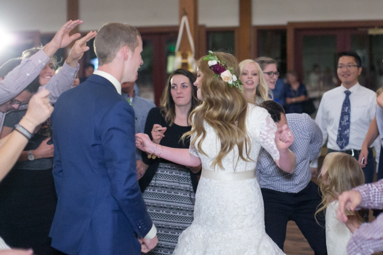 EK-Studios-Utah-Wedding-Photographers-Wedding-photography-utah-SLC-temple045-Blog(pp_w768_h512)
