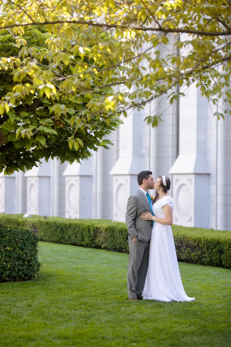 EK-Studios-Utah-Wedding-Photographers-SLC-temple-wedding-reception-granite-park-sandy016-Blog(pp_w768_h1152)