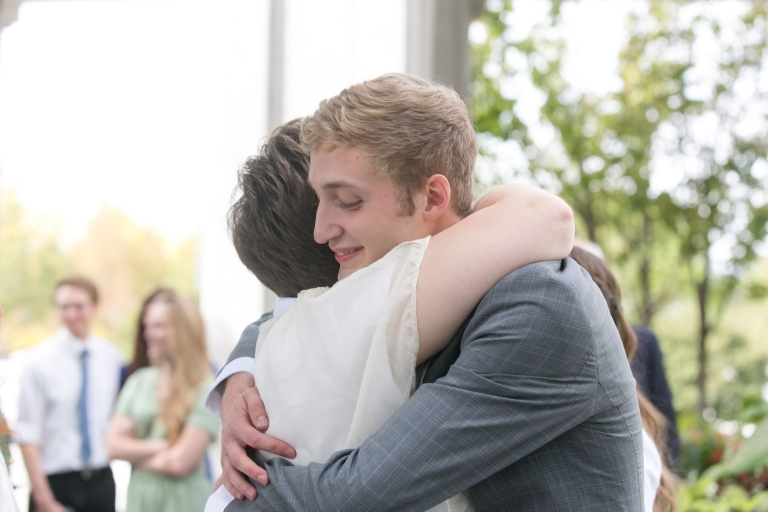 EK-Studios-Utah-Wedding-Photographers-Timpanogos-Temple-wedding-unique-outdoor-reception-006-Blog1(pp_w768_h512)