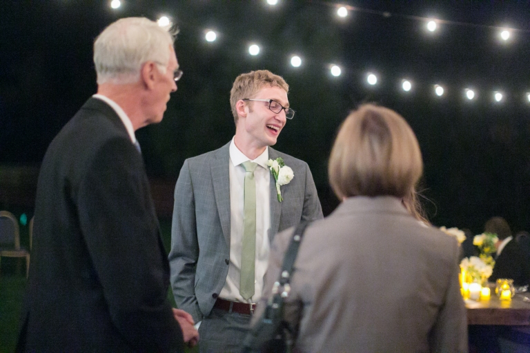EK-Studios-Utah-Wedding-Photographers-Timpanogos-Temple-wedding-unique-outdoor-reception-046-Blog1(pp_w768_h512)