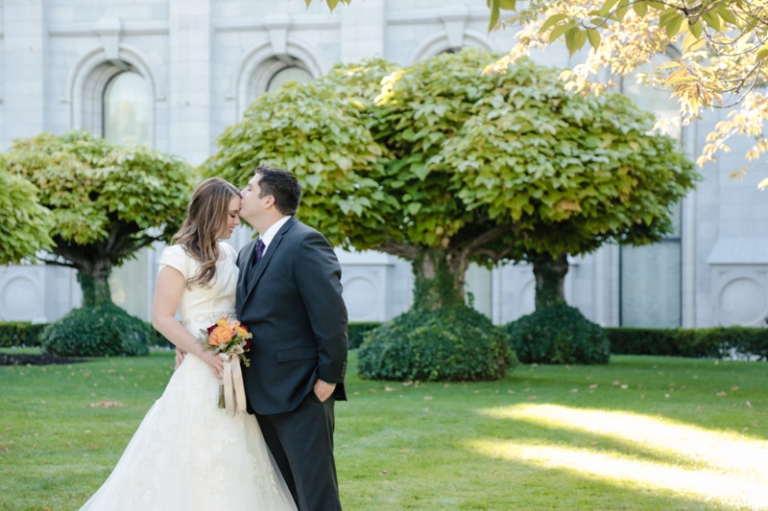 EK-Studios-Utah-Wedding-Photographers-Log-Haven-Wedding-Reception019-Blog(pp_w768_h511)