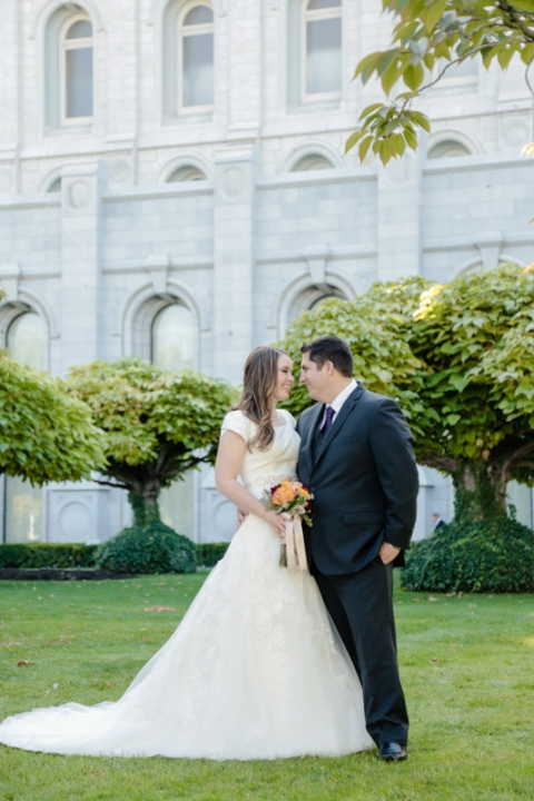 EK-Studios-Utah-Wedding-Photographers-Log-Haven-Wedding-Reception020-Blog(pp_w480_h720)