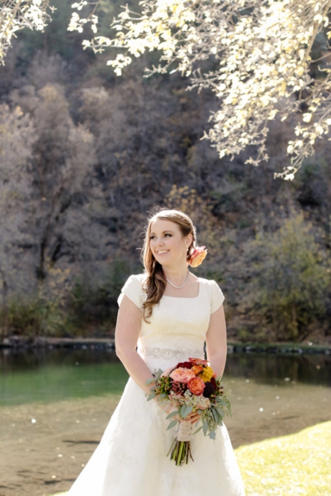 EK-Studios-Utah-Wedding-Photographers-Log-Haven-Wedding-Reception039-Blog(pp_w480_h720)