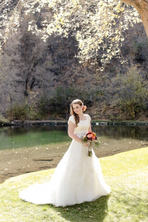 EK-Studios-Utah-Wedding-Photographers-Log-Haven-Wedding-Reception040-Blog(pp_w480_h720)