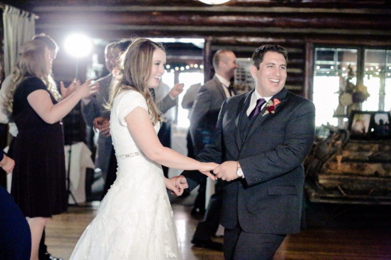 EK-Studios-Utah-Wedding-Photographers-Log-Haven-Wedding-Reception067-Blog(pp_w768_h511)