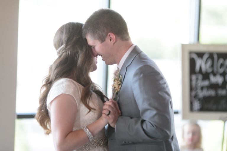 EK-Studios-Utah-Wedding-Photographers-Utah-wedding-photography040-Blog(pp_w768_h512)